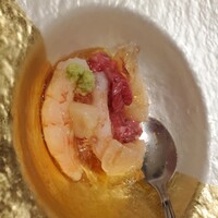 完全個室 牛の達人 private 新宿本店 - 海鮮和牛ユッケ