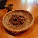 蕎麦おさめ - 粗挽きそば