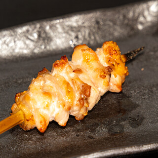 松竹梅套餐提供嚴選的烤鸡肉串。