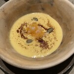 ドゥ・クルール - 前菜　バターナッツと白イカの和物に、なんとかカボチャのポタージュ（笑）