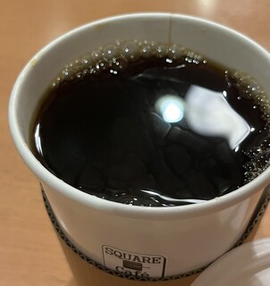 SQUARE Cafe - ブレンドコーヒーSサイズ 330円