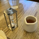 茶洋館マサラ - ダージリンの飲み頃計る砂時計