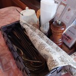 ラ・プリマ - 席にある、カトラリー