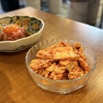 焼肉ホルモン大衆酒場 真 肉焼屋 - 白菜（生）キムチ