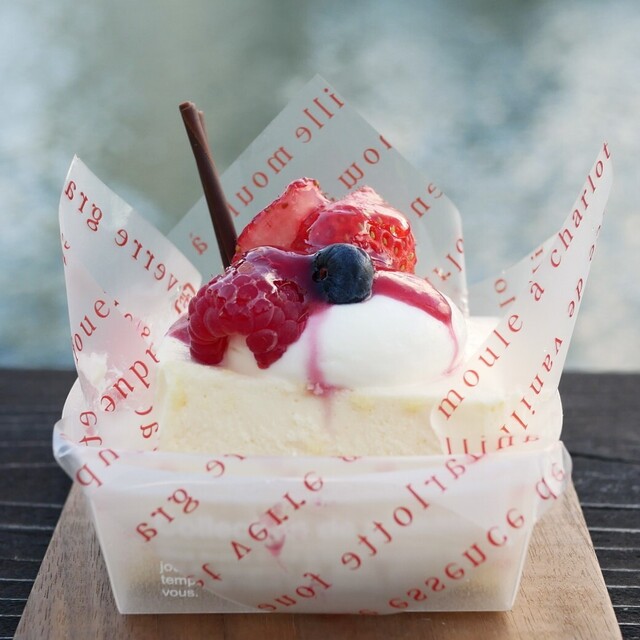 パティスリー シロ・デラブル （Patisserie de ESAKA SIROP D'ERABLE