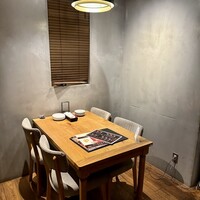Seafood bar Ermitage 横浜鶴屋町店 - 内観