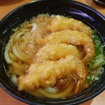 無添くら寿司 - 天然だしうどん (税込)178円に、えび天にぎりの海老４尾(２皿分)を入れてみました(^^)v ※拡大 (2023.08.31)