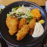 オサカナヤ YOSHINO - 広島産 牡蠣フライ定食 1,000円 ♪