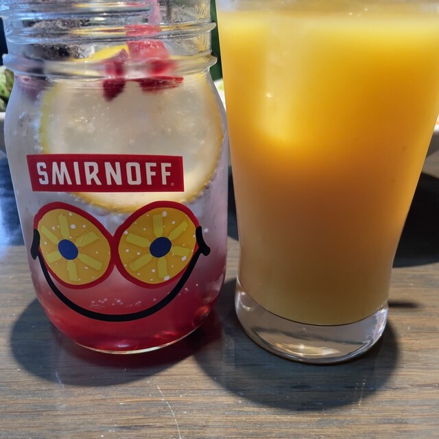 カフェアンドバードラゴンカフェ（CAFE&BAR DRAGON CAFE） - 山形（ダイニングバー）の写真