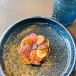 Peak with Priceless Restaurant & Bar - 牛肉のタルタルソース　レインボーポテト添え