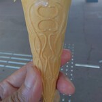 ソフト＆ドリーム - トマトソフト350円、コーン(2023.8.15)