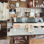 かどや - 激渋の店内