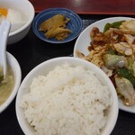 中華料理　東海飯店 - ホイコーロー定食 ¥750