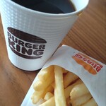BURGER KING - セットのポテトとホットコーヒー