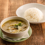 雞肉的綠咖喱 (泰國米or酵素糙米)