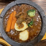 ホットスプーン - 野菜牛すじ煮込みカレー 950円