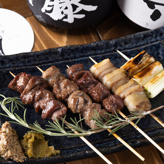 Beginners of wild game are also welcome! The famous "Kemono Kushi" is fun to eat and compare.