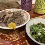 横濱屋 - 茹で牛すじ