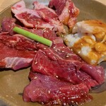 焼肉 六甲 - お肉