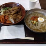 肉のヤマ牛 - 厚切りカルビ丼＆コシの冷麺