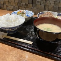 北新地 つきしろ - 黒毛和牛すき焼き定食