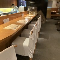 伊豆の旬 やんも 南青山店 - 店内