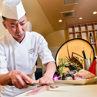 At Shofunai [Daimagura], you can enjoy fresh seasonal fish and a wide variety of sake brands.