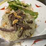 肉ト酒 八丁堀酒場 てっつい - 和牛ガーリックライス