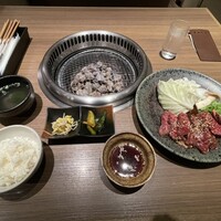 焼肉・しゃぶしゃぶ たちばな ヒルトンプラザイースト店 - 