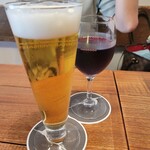 MOKICHI CRAFT BEER - ピルスナーと赤ワイン