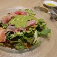 SCALAE - サルサヴェルデと豆乳ソース 生ハムのサラダ仕立て