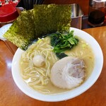 横浜家系ラーメン 孝太郎 - 