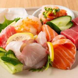 鮮度抜群！確かな目利きで仕入れたこだわりの食材を使用。