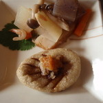 うずら庵 - 揚げそばがき。粗い挽きかたから生まれる、素朴さ。