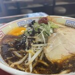 Menya Hishio - 紀州湯浅吟醸醤油ラーメン¥740 生卵+¥90