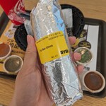 Guzman y Gomez FOOD&TIME ISETAN - サイズ感はこんな感じ