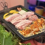 韓国料理 サムギョプサル ナッコプセ ばぶばぶ - 