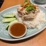 タイ料理研究所 - カオマンガイ