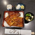 うなぎ料理 あつみ - 鰻丼（並）・きも吸い・漬物