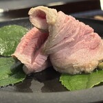割烹 新多久 - 猪腿肉 実山椒酢炊き