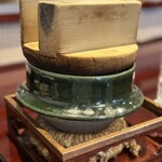 割烹 新多久 - 〆土鍋炊きコシヒカリ