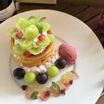 SUNNY KITCHEN - 202309ぶどう畑のパンケーキ1800円