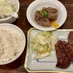 牛たん料理 閣 ブランドーム本店 - 
