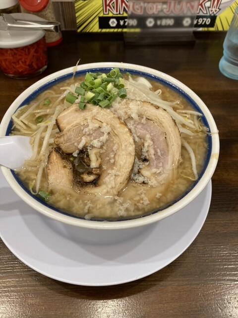 完熟ラーメン 本丸 泉駅前店 - 泉（福島交通）（ラーメン）の写真