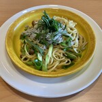 ガスト - 料理写真:しらすと九条ネギの出汁醤油バターランチ