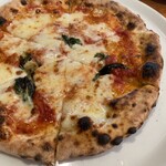 薪窯ピザ Loquace da MARIO - マルゲリータ