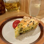 Fortune comes in at the merry gate - キッシュ