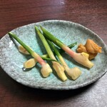 鳥平 - 谷中生姜は小さめ。