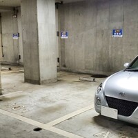 鉄板焼レストラン八景 - 地下駐車場(Times)
