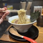 らぁ麺 芳山 - 鶏そば(汐) 800円